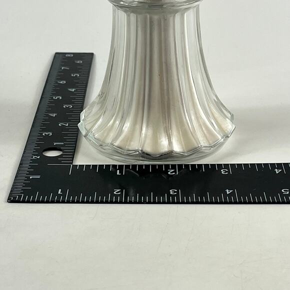 Lady Primrose Royal Extract Dusting Silk Glass Powder Shaker Dallas London 3oz - Picture 8 of 10